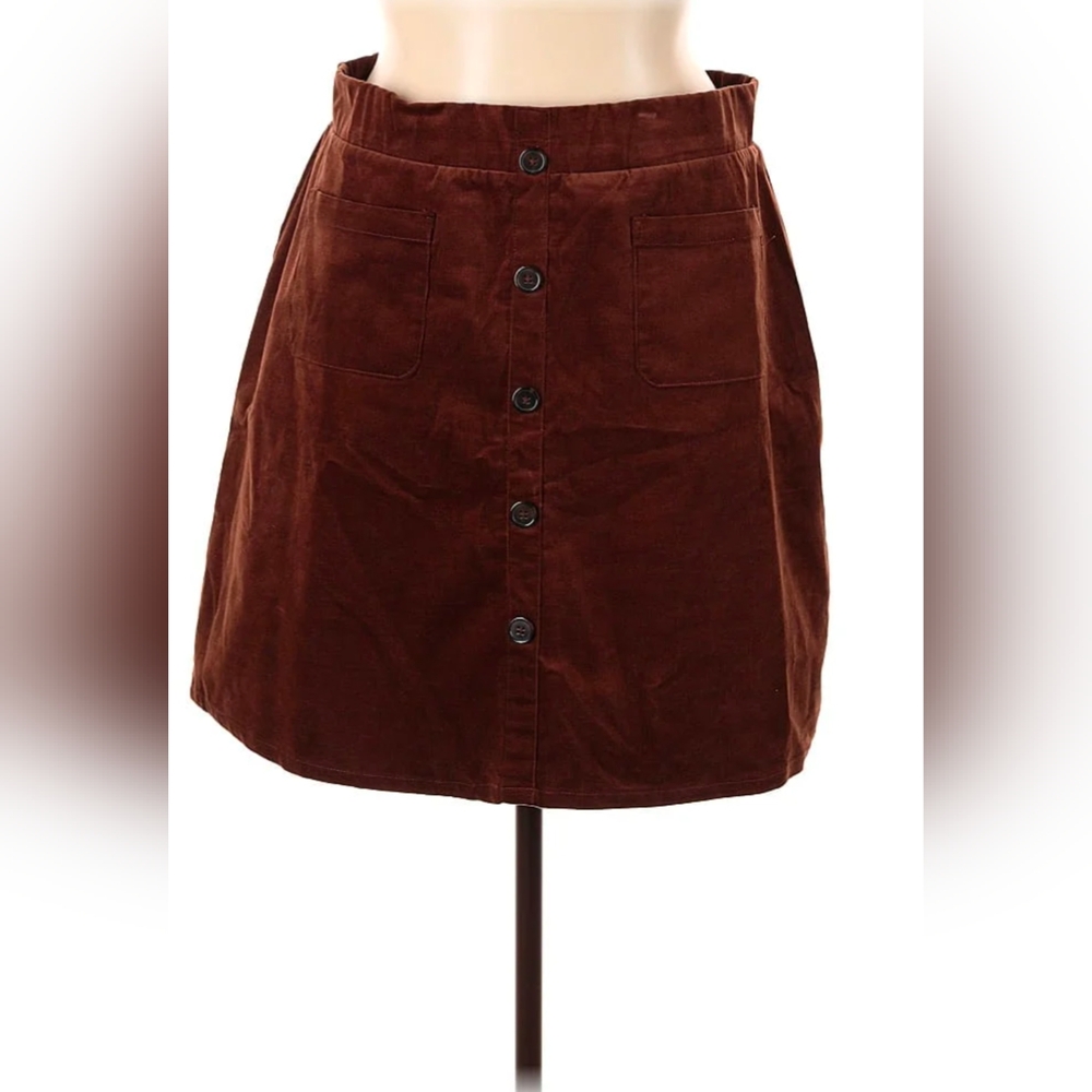 TORRID Short Casual "Corduroy" Skirt, Size 1